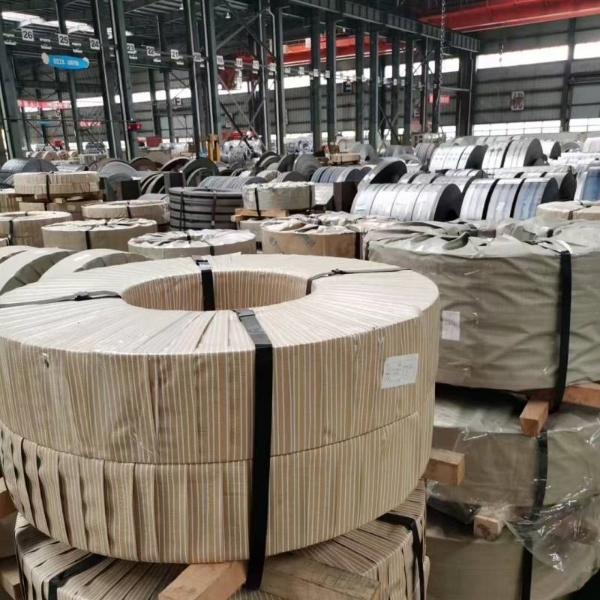 51Crv4彈簧鋼帶縱剪